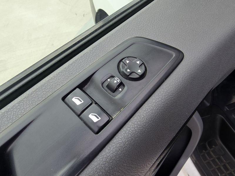 Peugeot Expert Expert 2.0 BlueHDi 120 S&S PC-TN Furgone Premium Compact