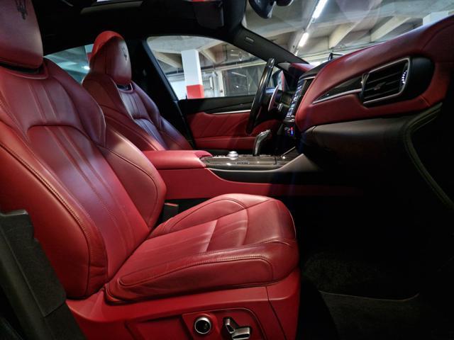 MASERATI Levante V6 AWD GRANSPORT+TETTO+21'+CARBONIO UNIPROP