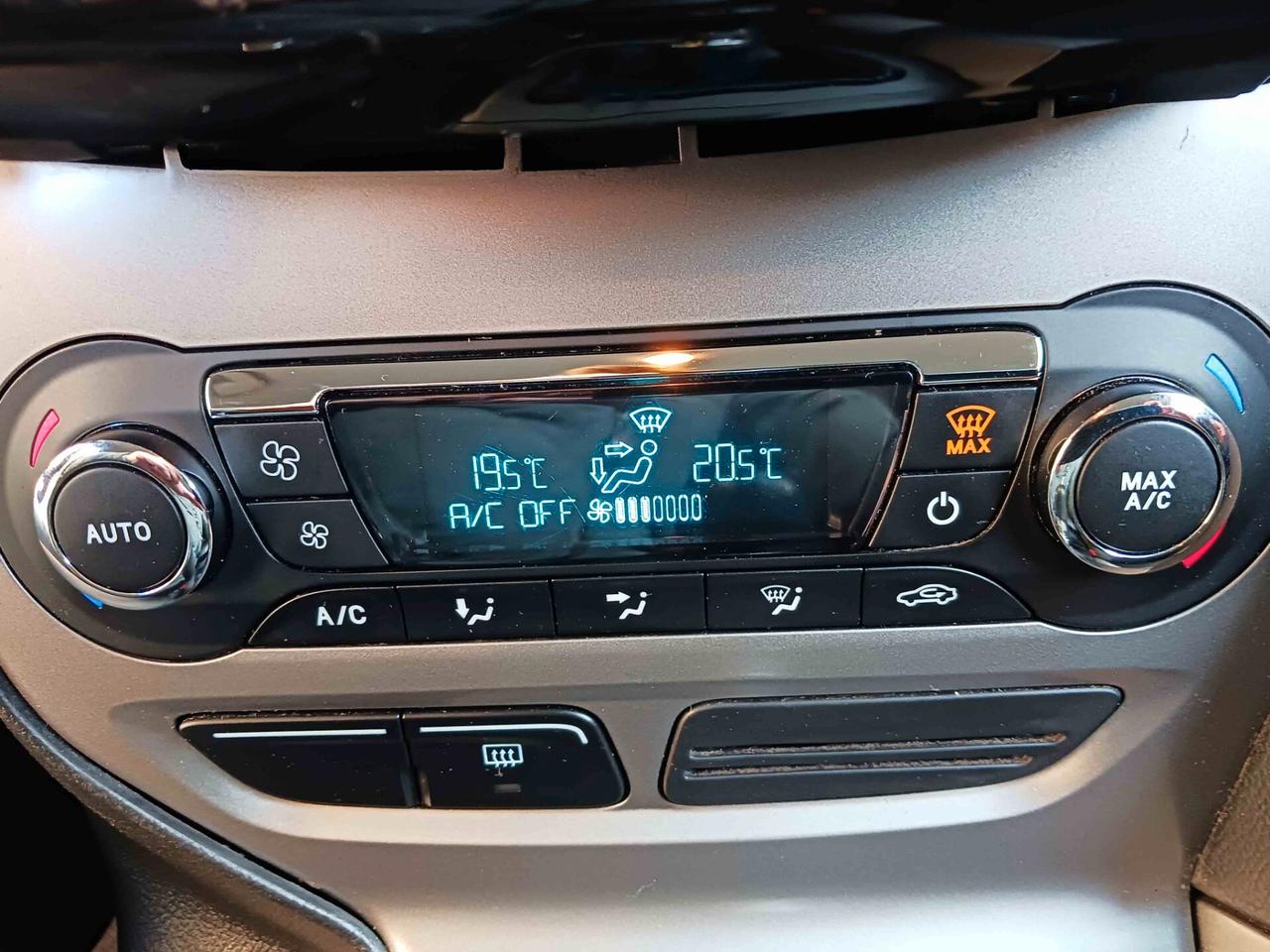 Ford Focus 1.6 TDCi UNIPRO PERFETTA IN TUTTO