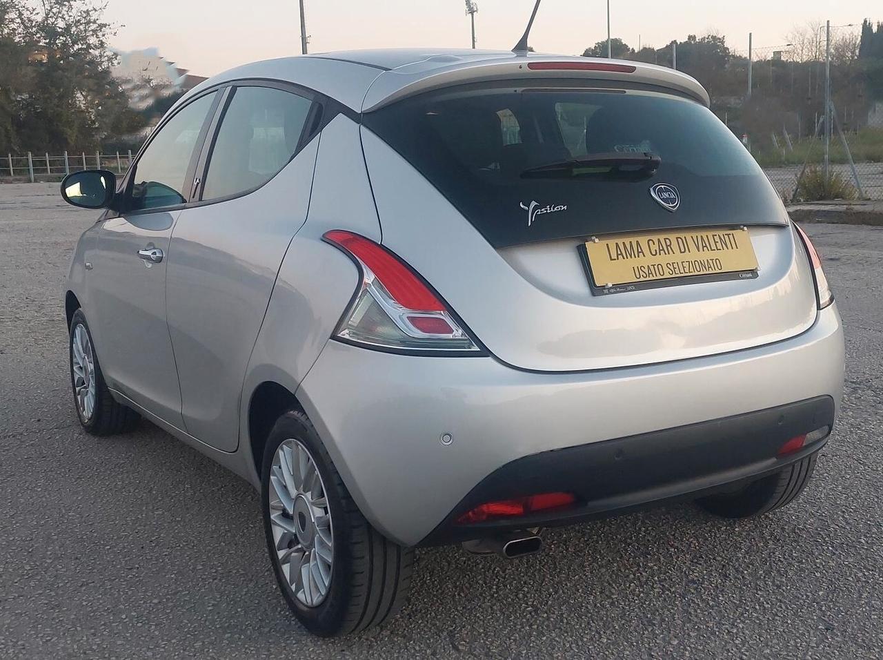 LANCIA YPSILON 1.2-UNICO PROPRIETARIO-NEOPATENTATI