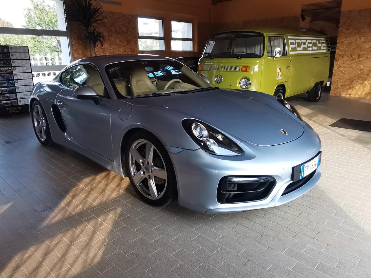 Porsche Cayman 2.7 981