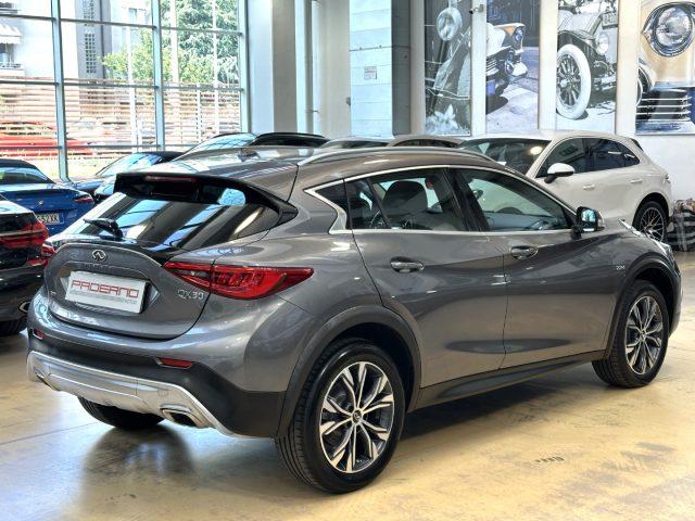 INFINITI QX30 2.2 diesel DCT AWD Premium