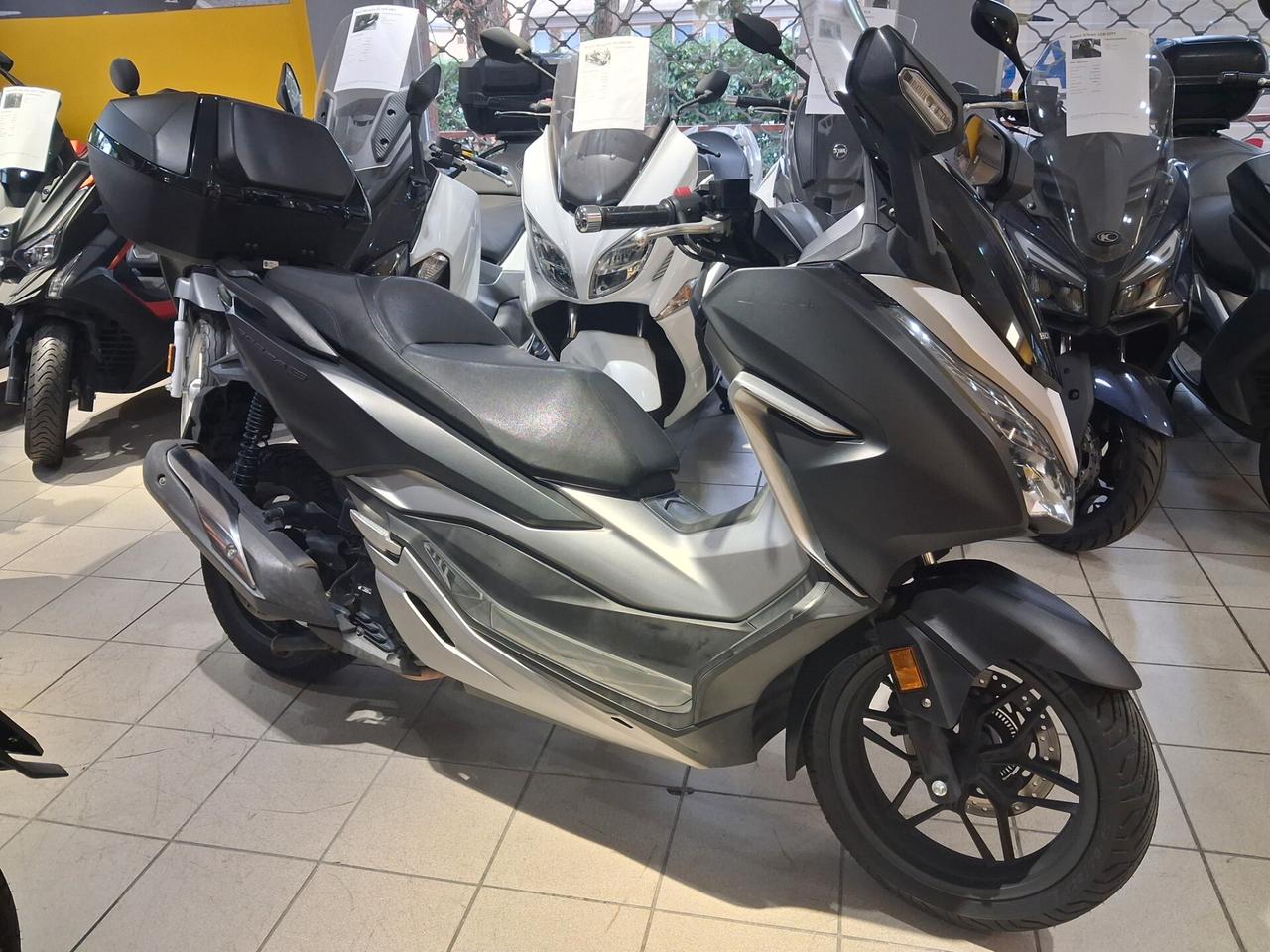 Honda Forza 300 ABS