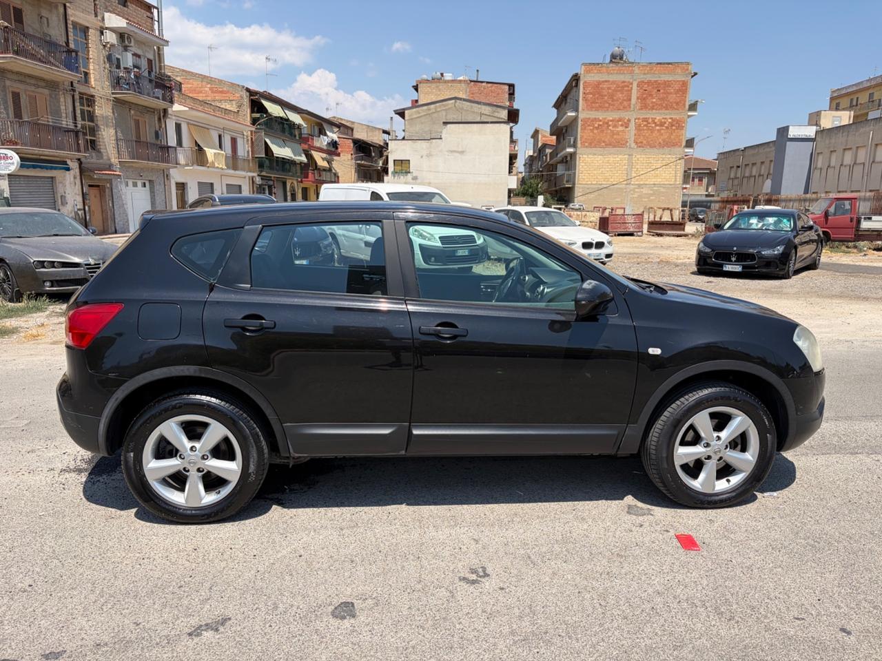 Nissan Qashqai 1.5 dci full optional