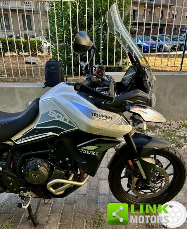 TRIUMPH Tiger 900 GT Pro