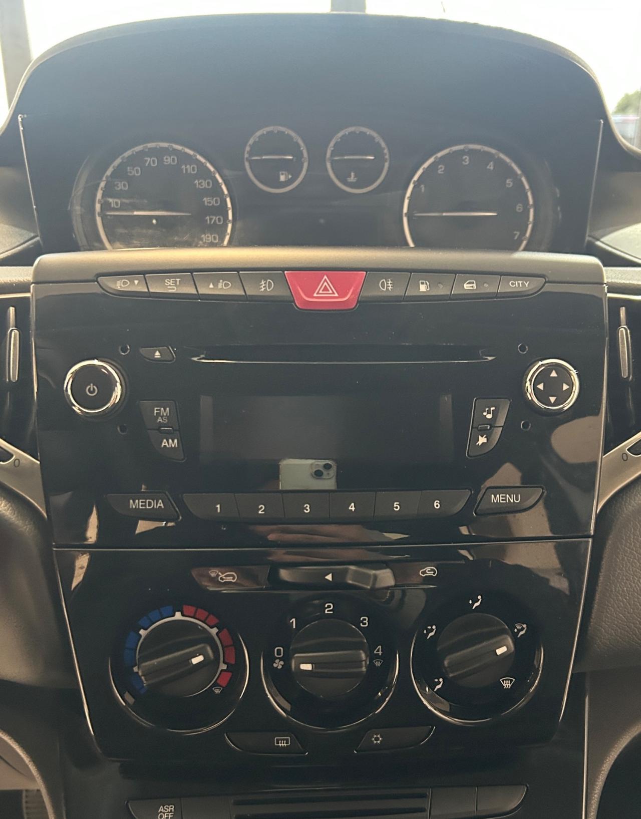 Lancia Ypsilon 1.2 GPL 51kw 2015