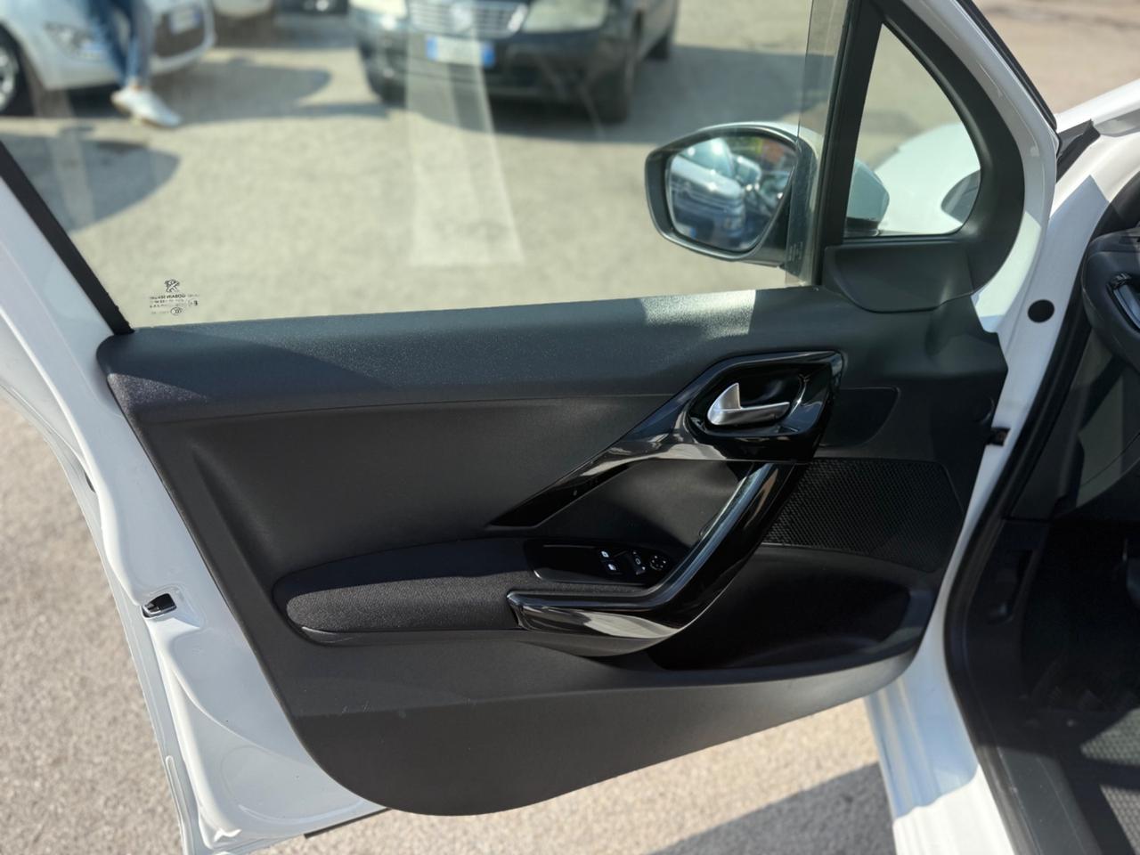 Peugeot 208 1.6 e-HDi 92 CV Stop&Start 5 porte Allure
