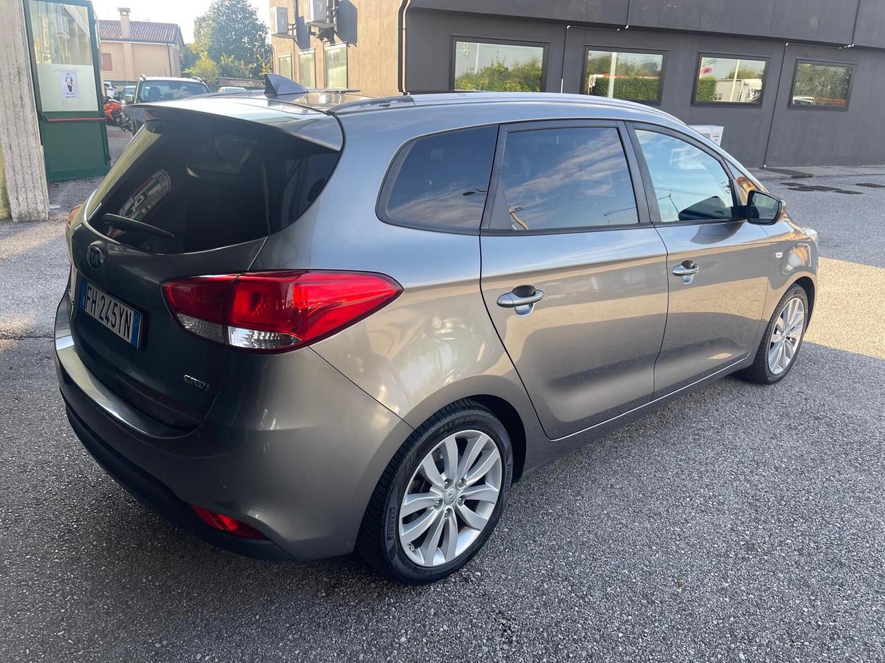 Kia Carens 1.7 CRDi 115 CV Class 7 POSTI TETTO APRIBILE