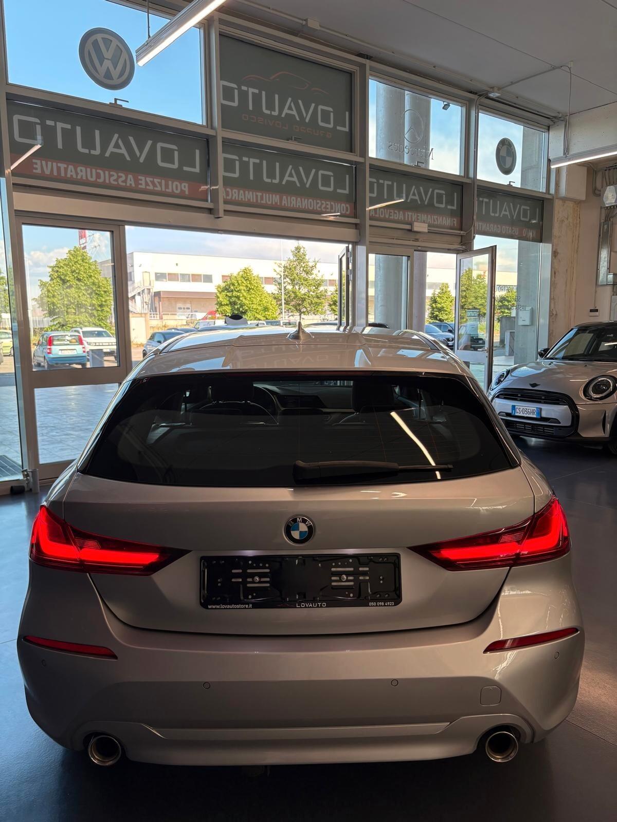 Bmw 118 118d 5p. Business Advantage