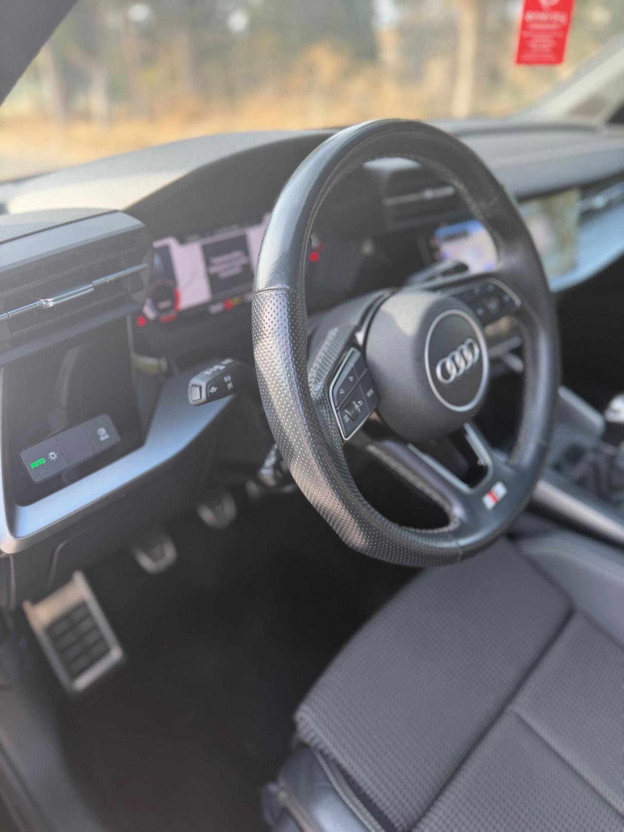 Audi A3 SPB 35 TDI S line edition IDENTITY BLACK
