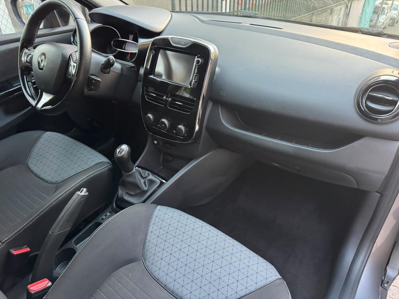 Renault Clio 0.9 TCe 12V 90CV Start&Stop 5 porte Energy*EURO5*NEOPATENTATI