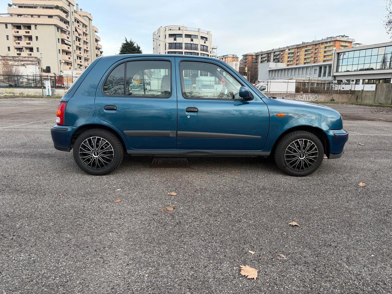 Nissan Micra 1.4i 16V cat 5 porte Luxury