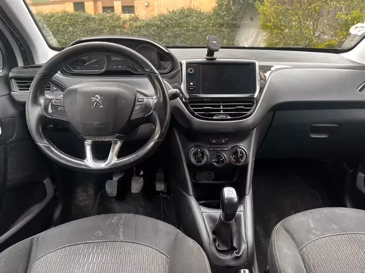 Peugeot 208 PureTech