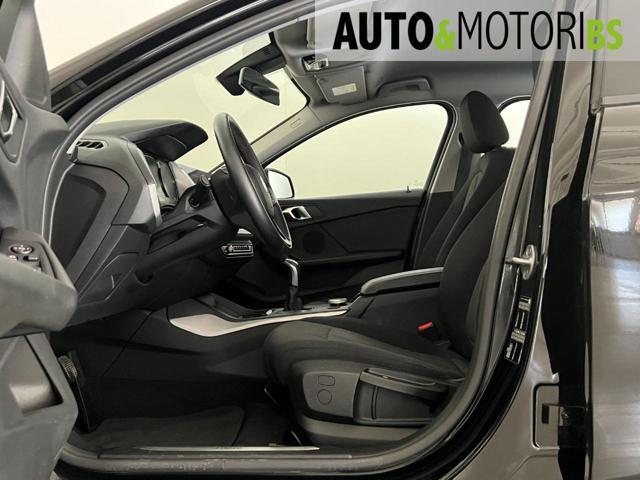 BMW 118 i 5p. Advantage *BOOKSERVICE*