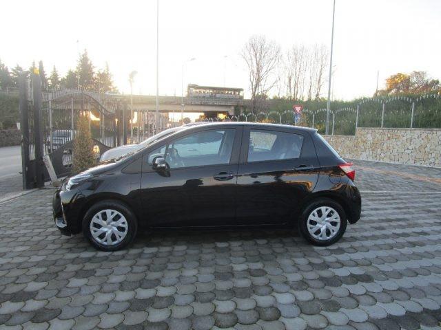 TOYOTA Yaris 1.0 5 porte Business