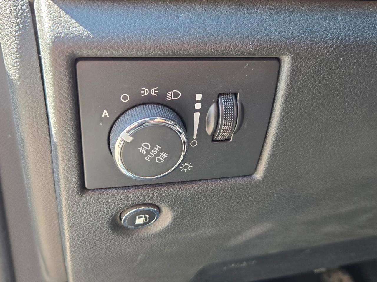 Jeep Grand Cherokee 3.0 V6 CRD 250 Multijet II S Model full