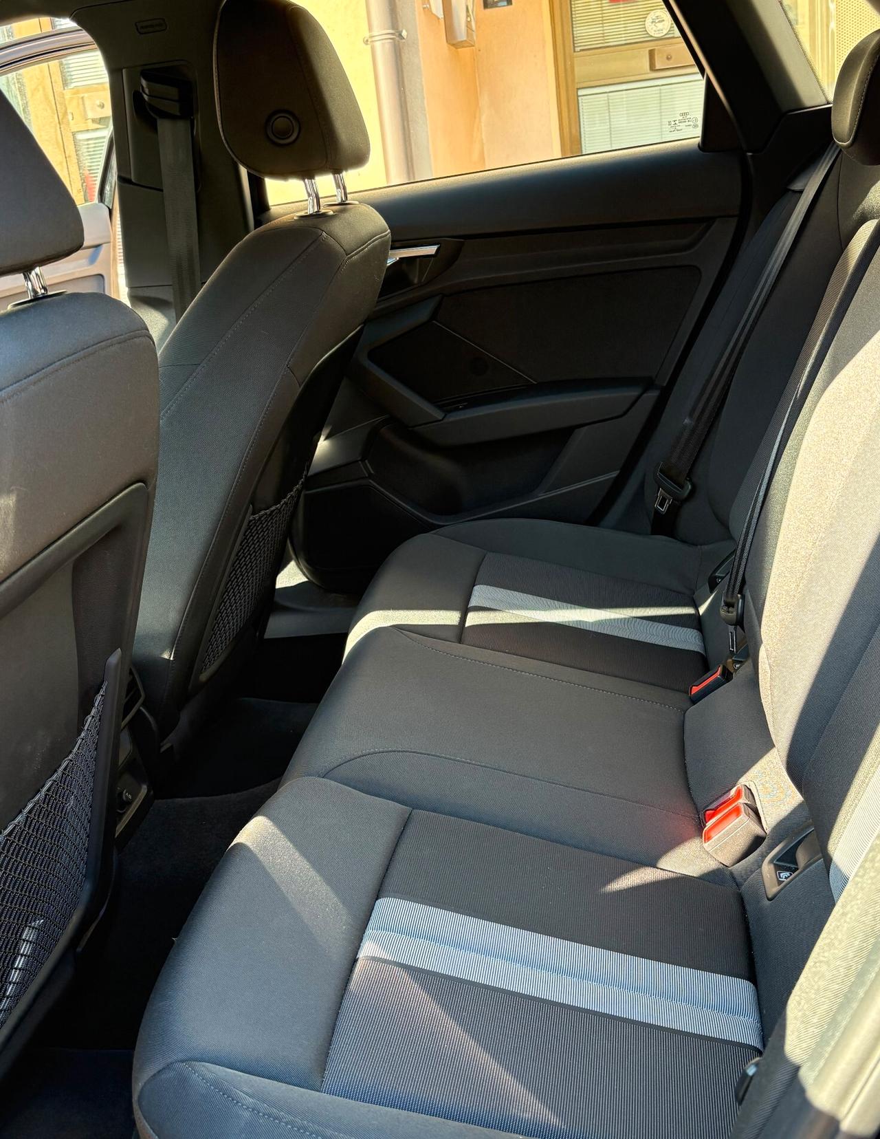 Audi A3 SPB 30 TFSI S tronic line edition