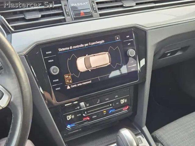 VOLKSWAGEN Passat Variant Passat Variant 2.0 tdi Business 122cv dsg - GG639J
