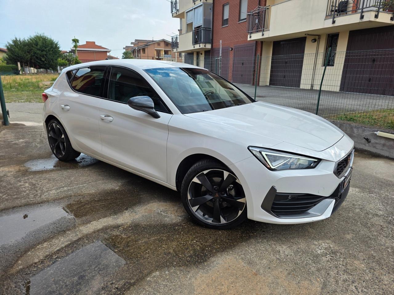 Cupra Leon 1.5 Hybrid 150 CV DSG