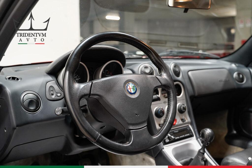 Alfa Romeo Spider 3.0 V6 24v L