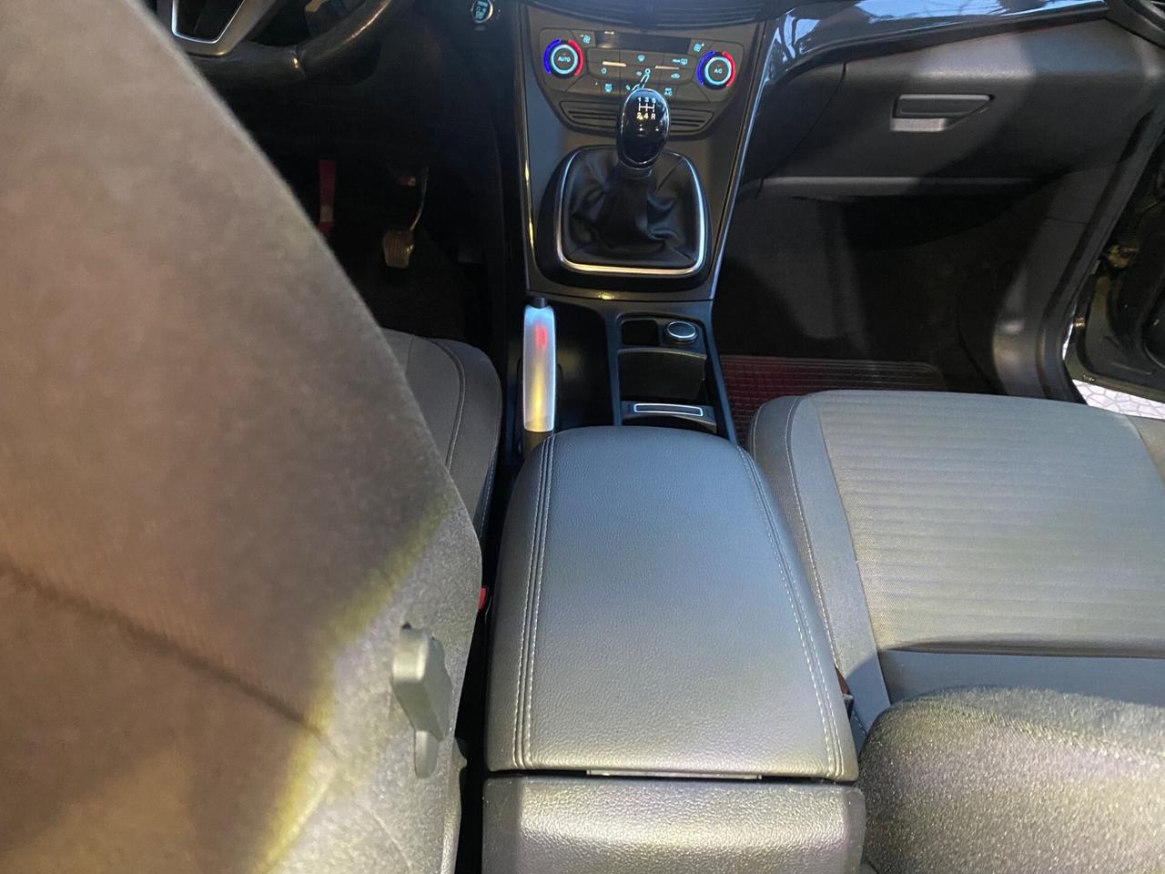 Ford C-Max 1.6 120CV GPL Titanium