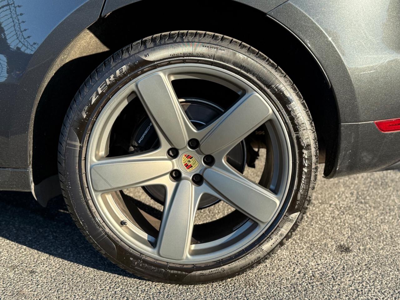 Porsche Macan 2.0 245cv PDK TETTO CERCHI 21