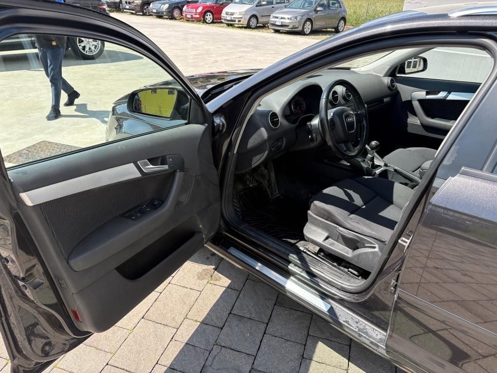 Audi A3 Sportback 2.0 TDI 140cv Ambition - GANCIO TRAINO