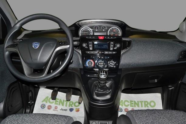 LANCIA New Ypsilon - YPSILON 1.0 HYBRID SILVER