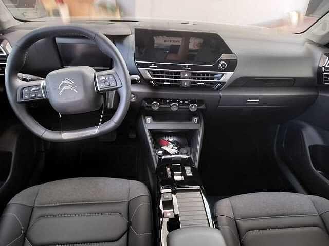 Citroen C4 motore elettrico 136 CV Shine