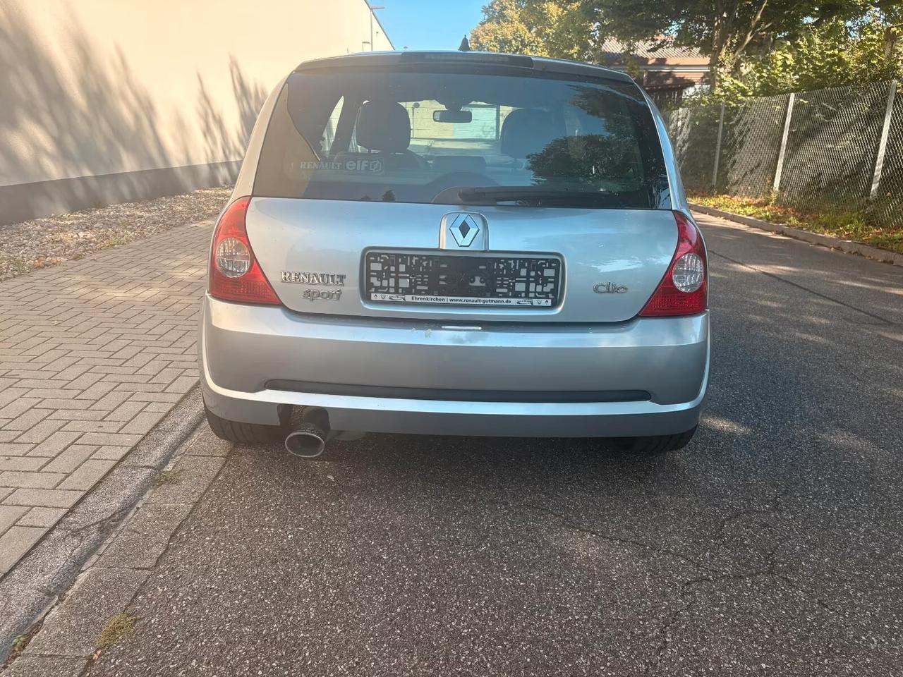 Renault Clio RS 2.0 16V Renault Sport