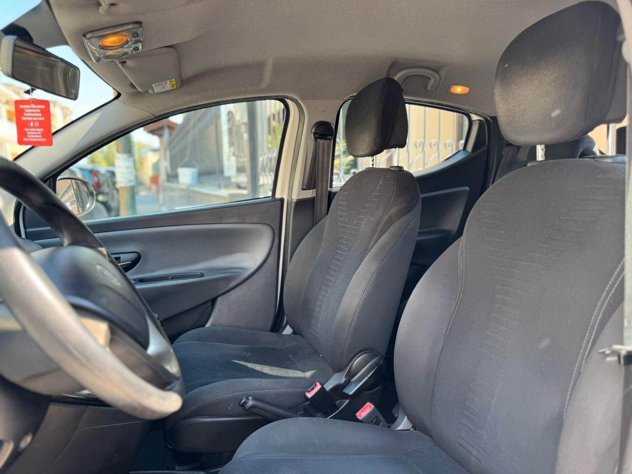 Lancia Ypsilon 1.2 69 CV 5 porte GPL Ecochic Elle