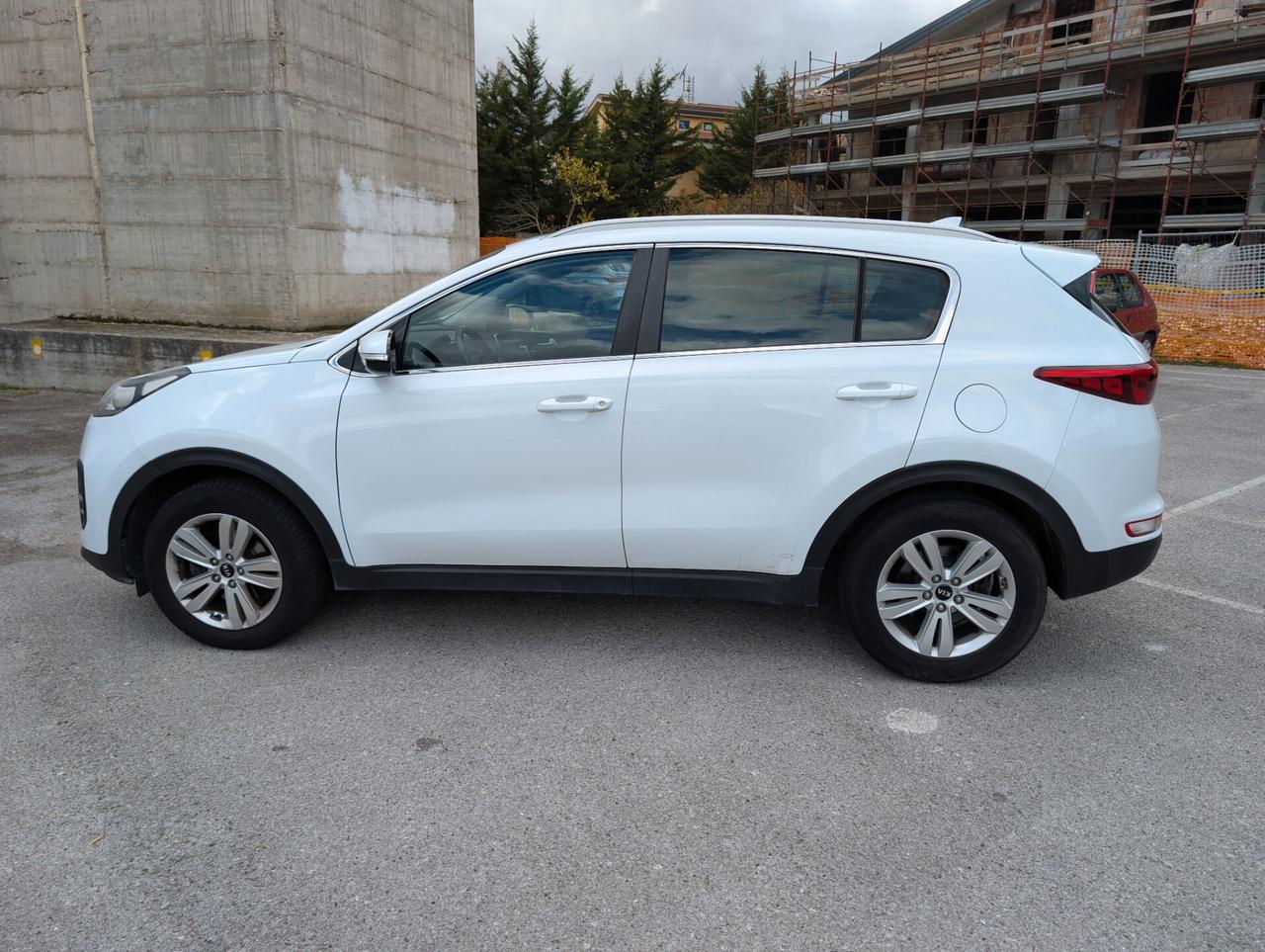 Kia Sportage business