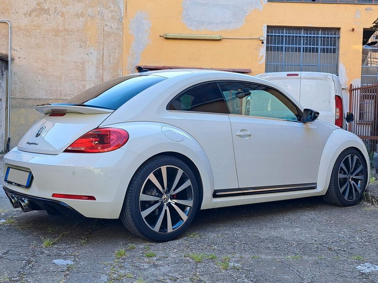 Volkswagen Maggiolino 2.0 TSI DSG SPORT