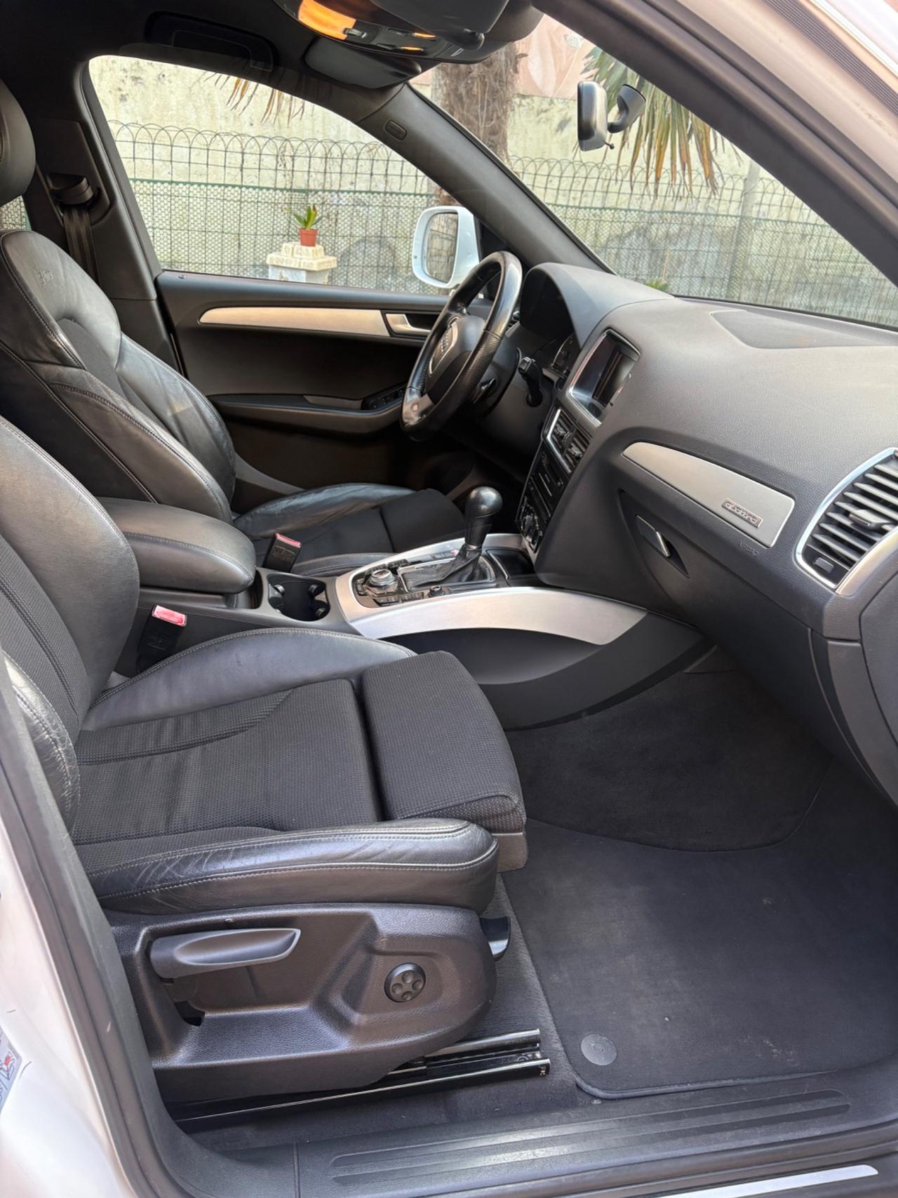 Audi.Q5 .3.0 tdi v6 S line quattro pronta al uso