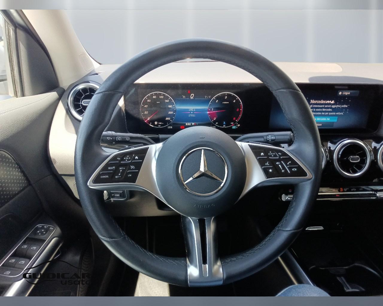 Mercedes-Benz GLA-H247 2023 - GLA 180 d Progressive Advanced auto