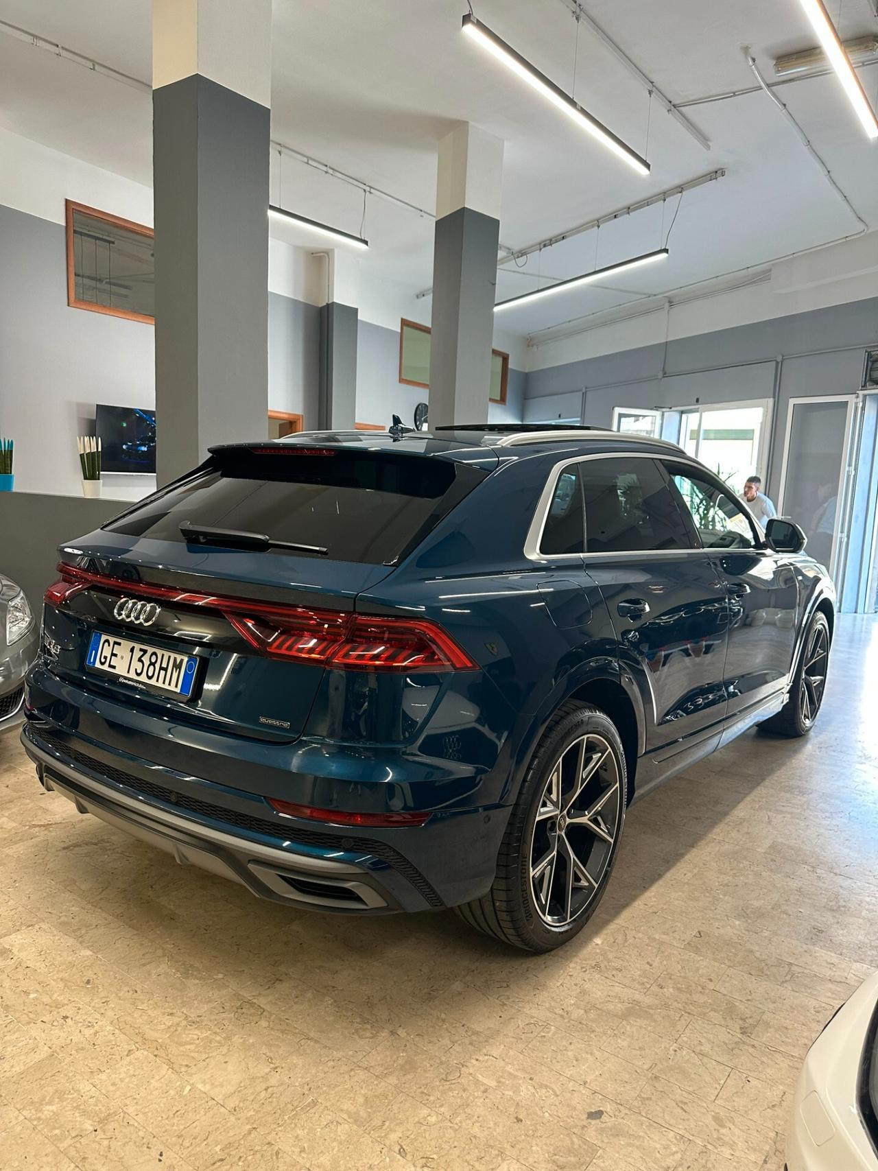 Audi Q8 50 TDI 286 CV quattro tiptronic Sport