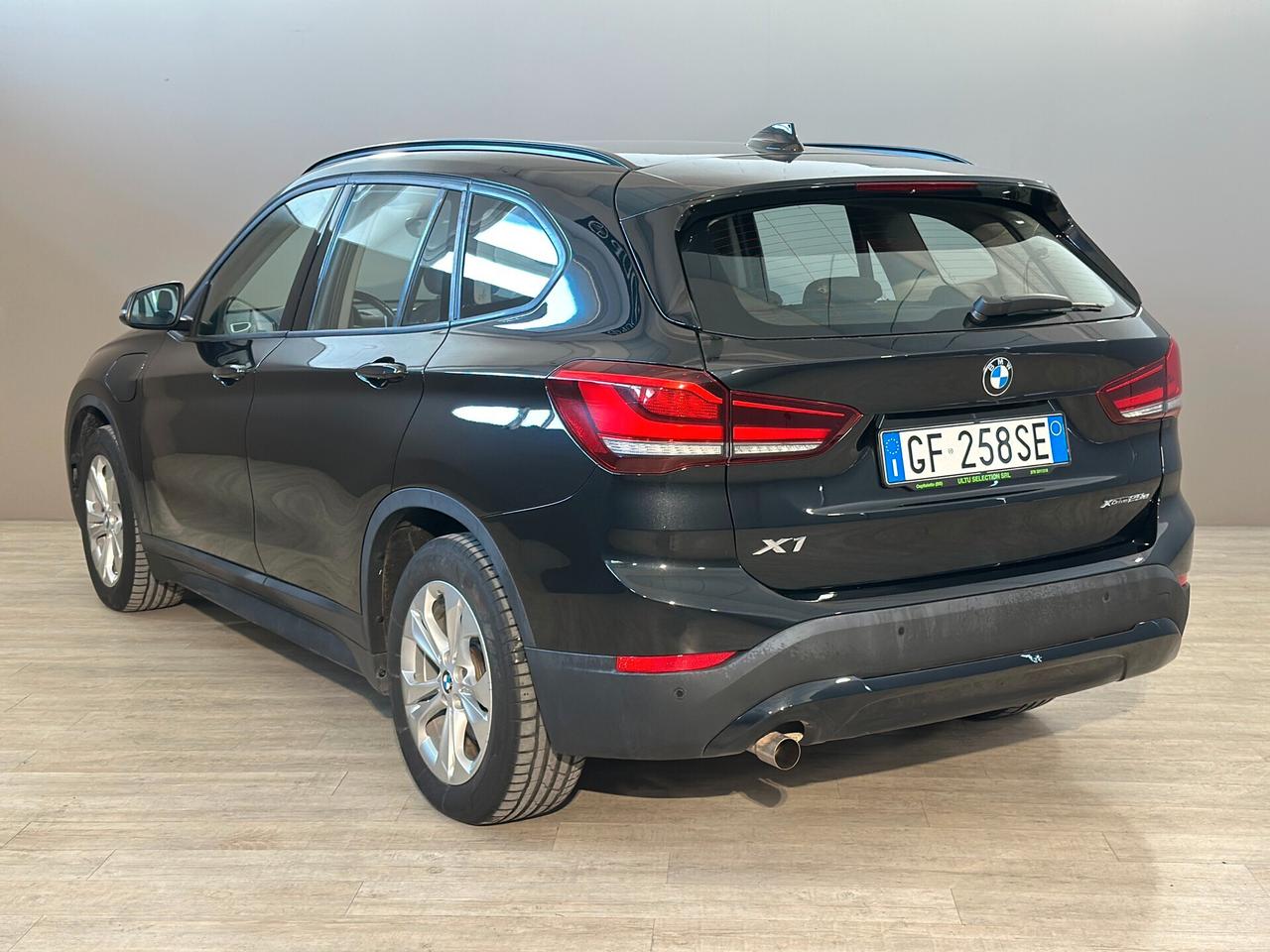 BMW X1 xDrive 25e Business Advantage auto