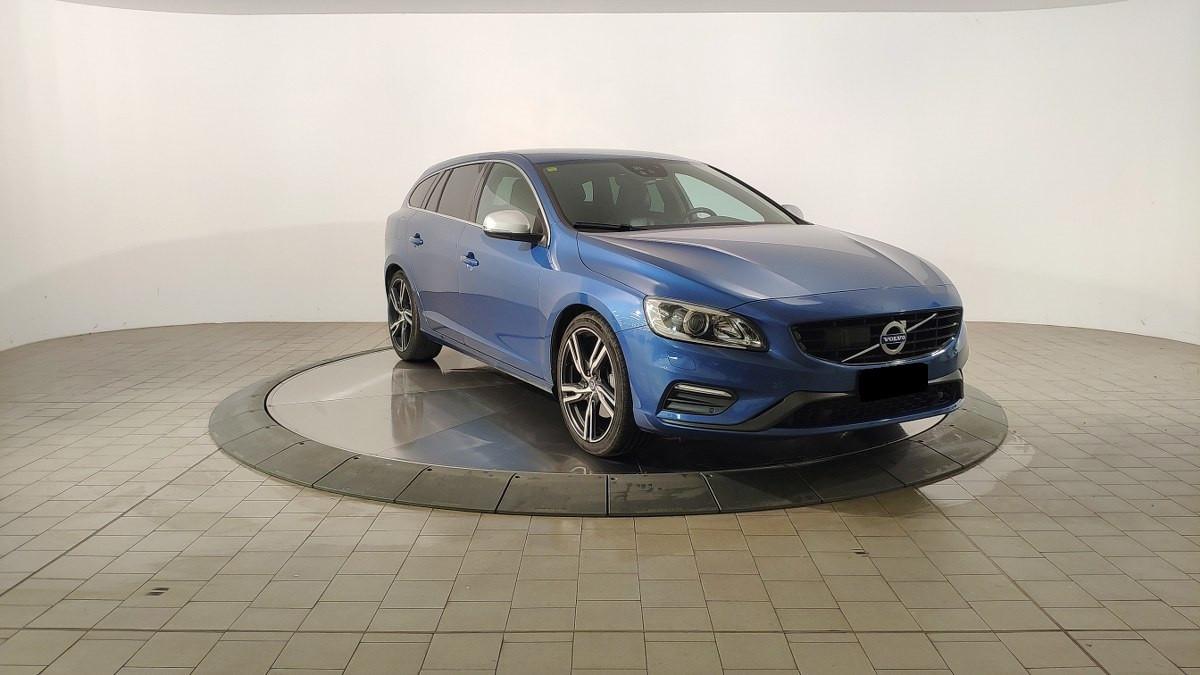 VOLVO V60 2.0 D5 Geartronic R-Design