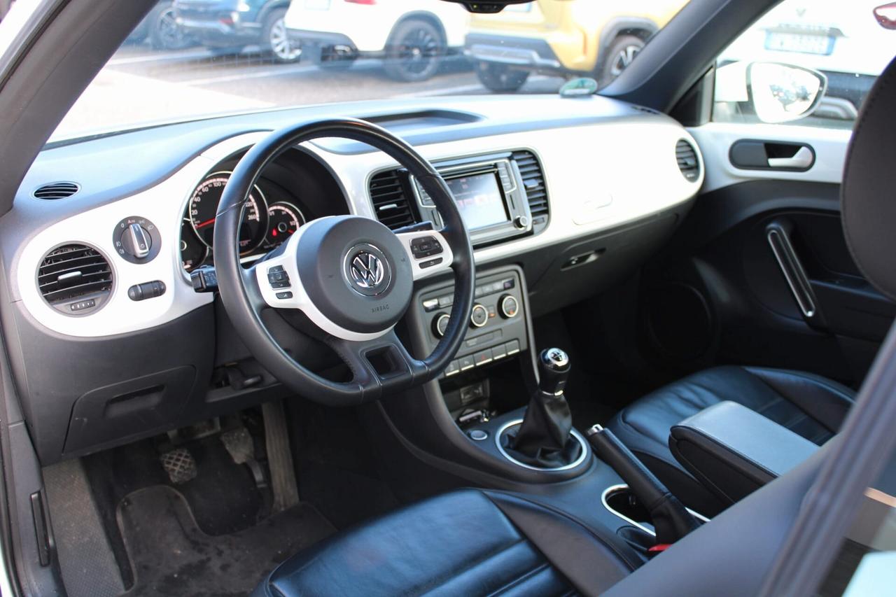 Volkswagen Maggiolino Cabrio 2.0 TDI Design BlueMotion Technology