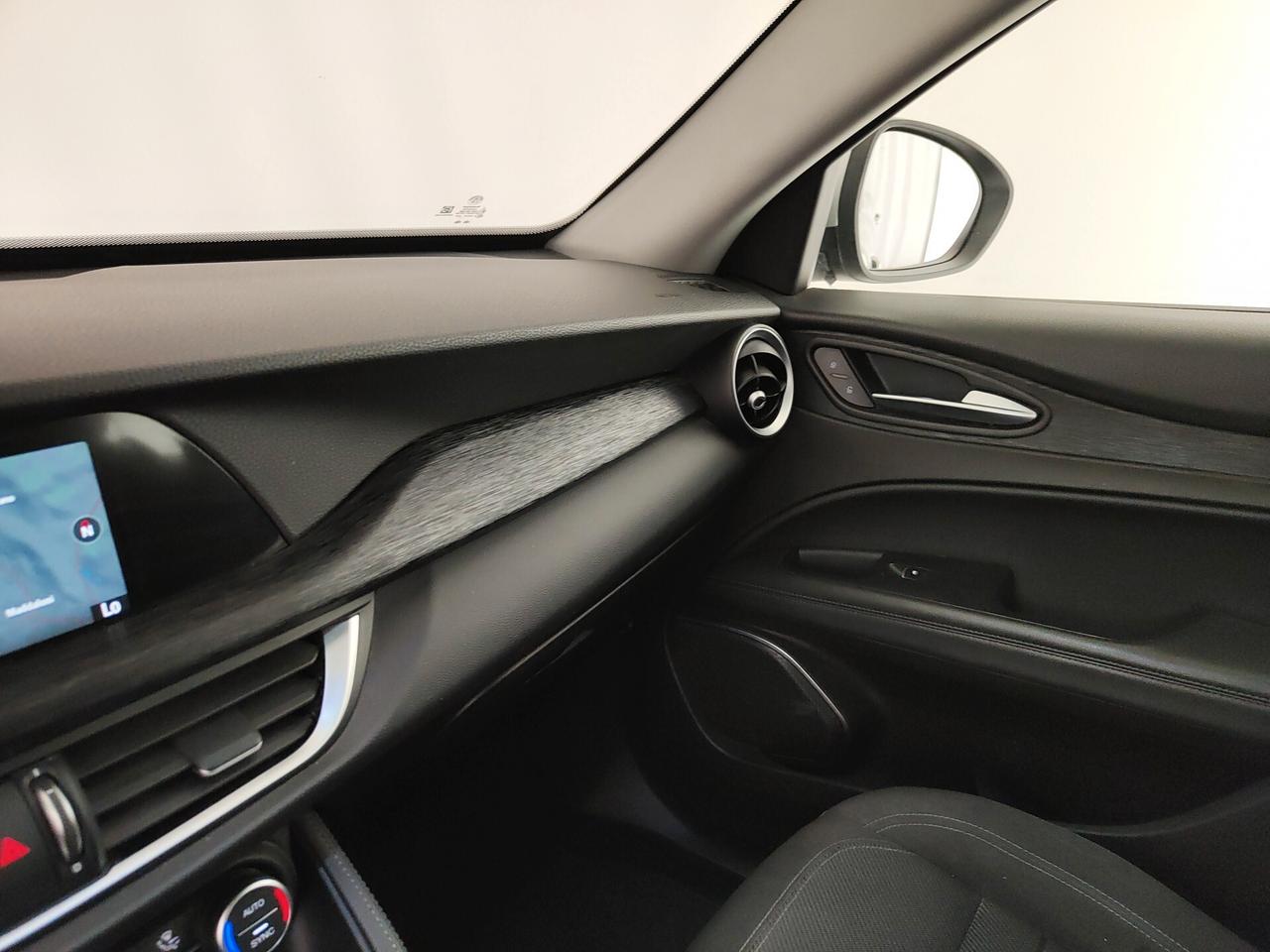 Alfa Romeo Stelvio 2.2 Turbodiesel 190 CV AT8 RWD Business