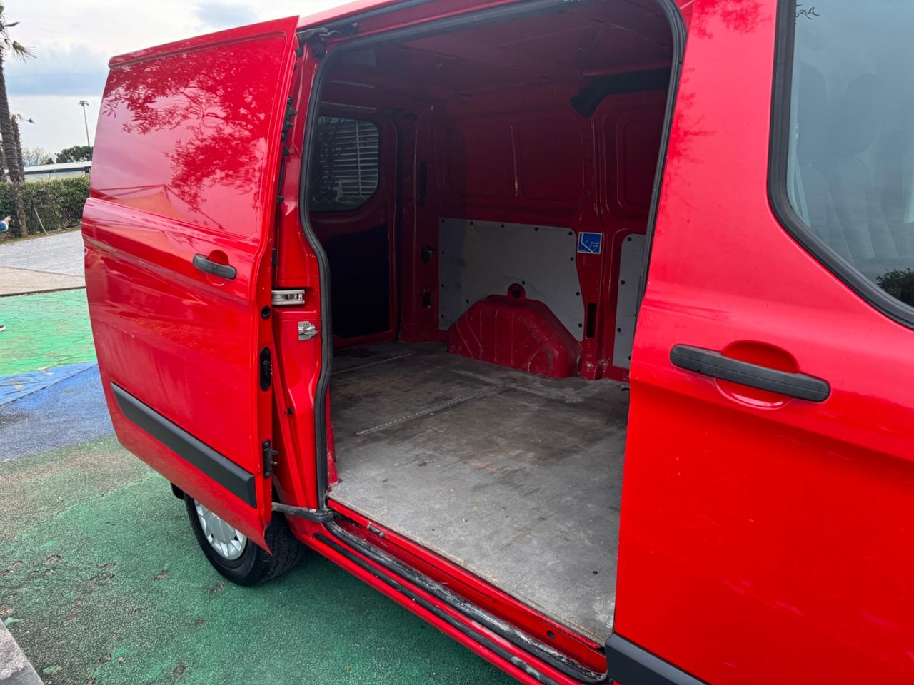 Ford Transit Custom 270 2.2 TDCi 155CV PC Furgone Trend