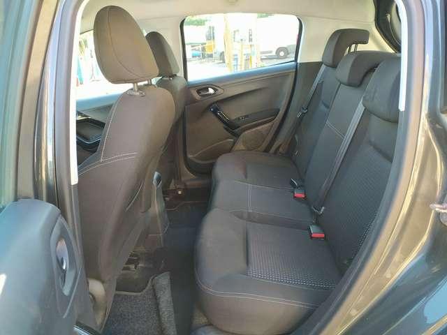 Peugeot 208 208 I 5p 1.6 bluehdi Allure 75cv