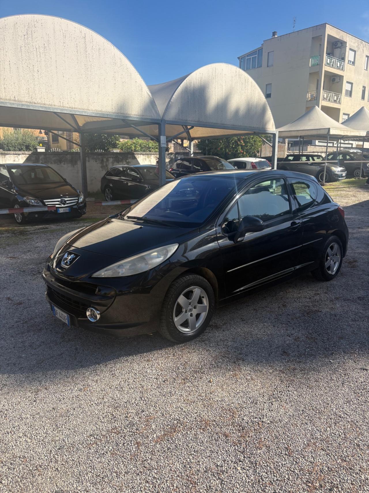 Peugeot 207 1.6 HDi 90CV 3p. XS