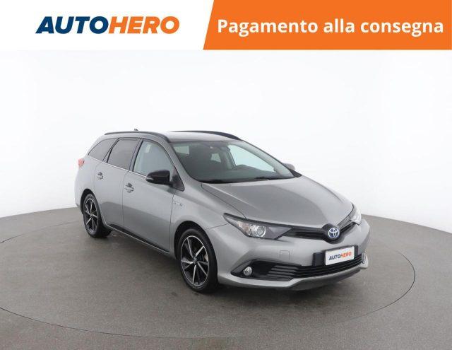 TOYOTA Auris Touring Sports 1.8 Hybrid Black Edition