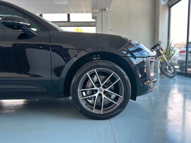 PORSCHE Macan 2.0