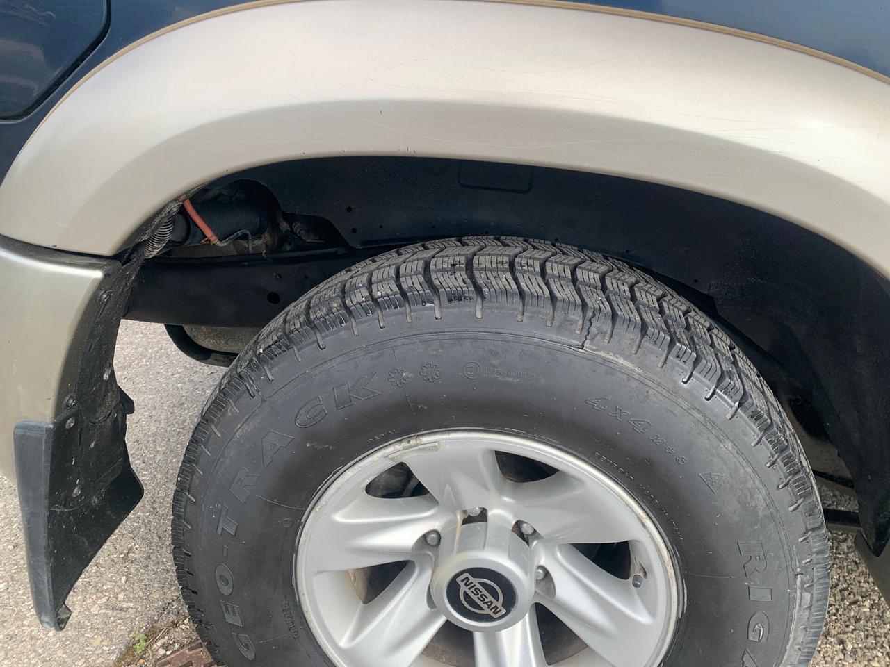 Nissan Patrol GR luxury full optional-automatico 3000 cc-unico proprietario-230000 km-non ha fatto fuoristrada