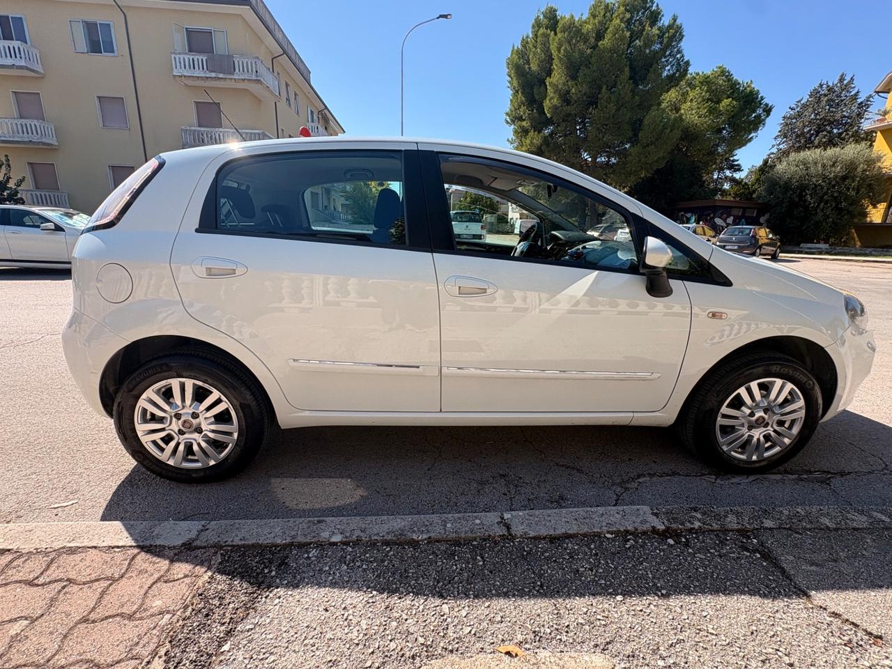 Fiat Punto 1.4 8V 5 porte Natural Power Lounge