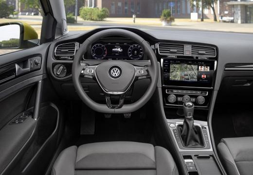 VOLKSWAGEN Golf VII 2017 5p - Golf 5p 1.5 tsi Executive 130cv dsg