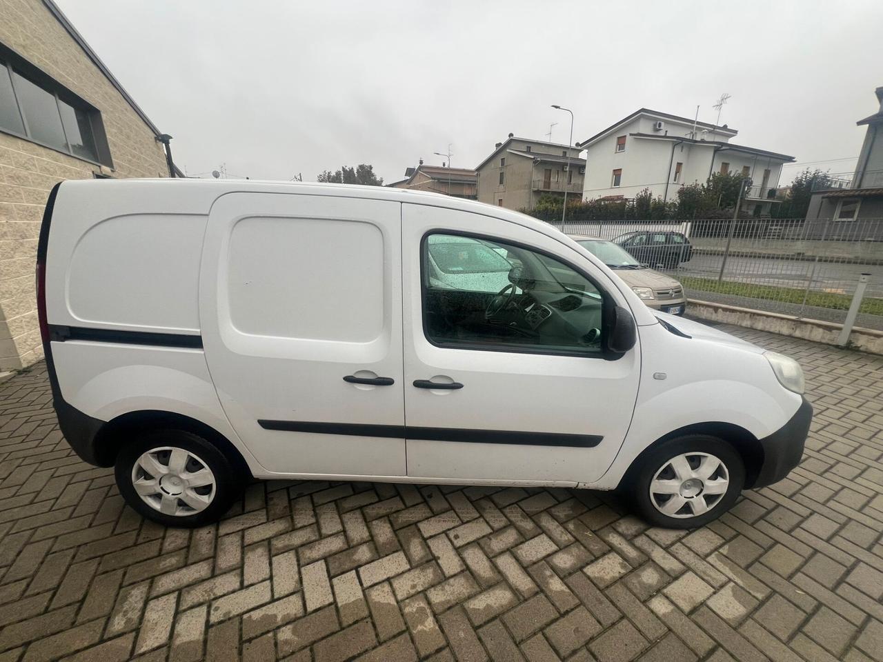 Renault Kangoo 1.5 dCi 110CV F.AP. S&S 4p. Express Maxi Combi Energy