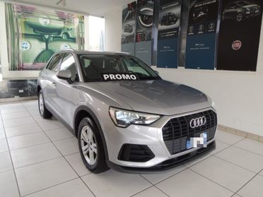 AUDI Q3 35 TDI S tronic Business